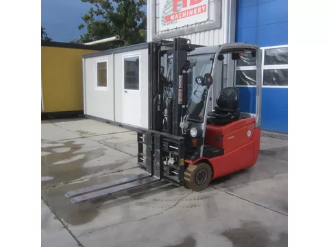 Toyota -BT Heftruck C3E160, elek., duplo, side shift, vorkenversteller.