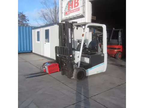 Nissan Heftruck L18Q elektrisch, triplomast, side shift.
